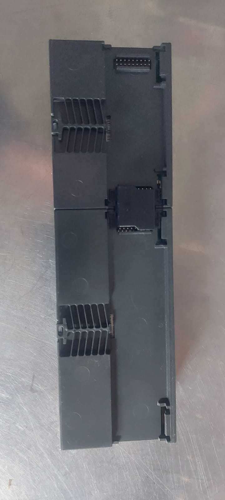 Sterownik PLC VIPA CPU 114-6BJ02 + moduły wej/wyjs EM123-4EJ01