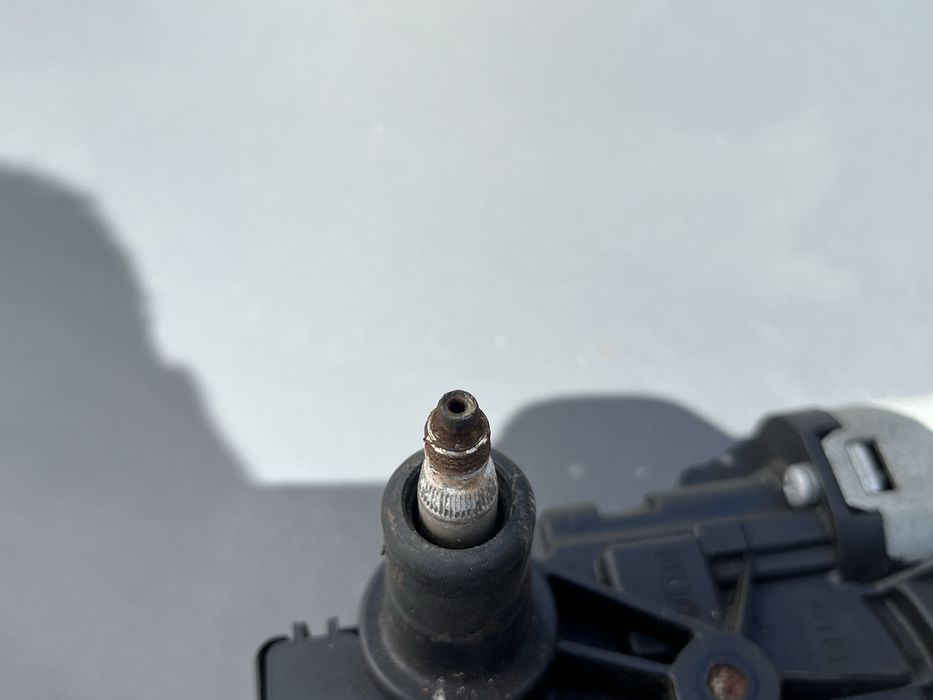 Моторчик Заднього Двірника Audi A6 C6 Універсал 4F9955711B Шрот Ауді