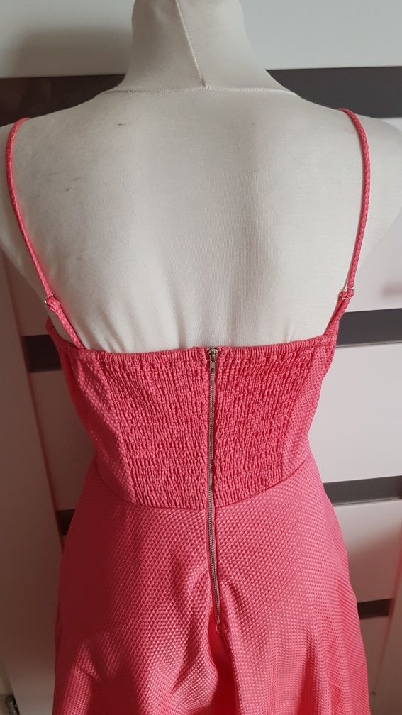 Louche luxe sukienka za kolana na ramiączkach rozkloszowana Pink r 38