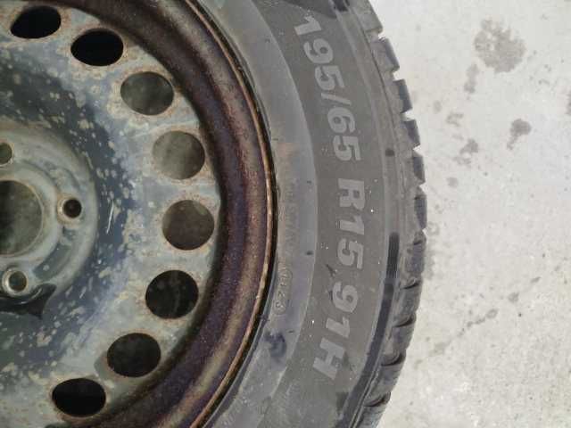 Sprzedam koła zimowe Kumho rok 2023