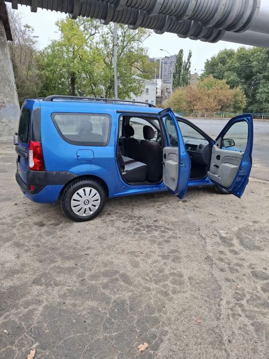 Продам dacia logan
