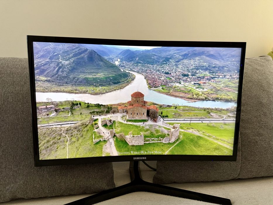 Samsung C24RG50FQR 24’ 144HZ Zakrzywiony Gamingowy FullHD