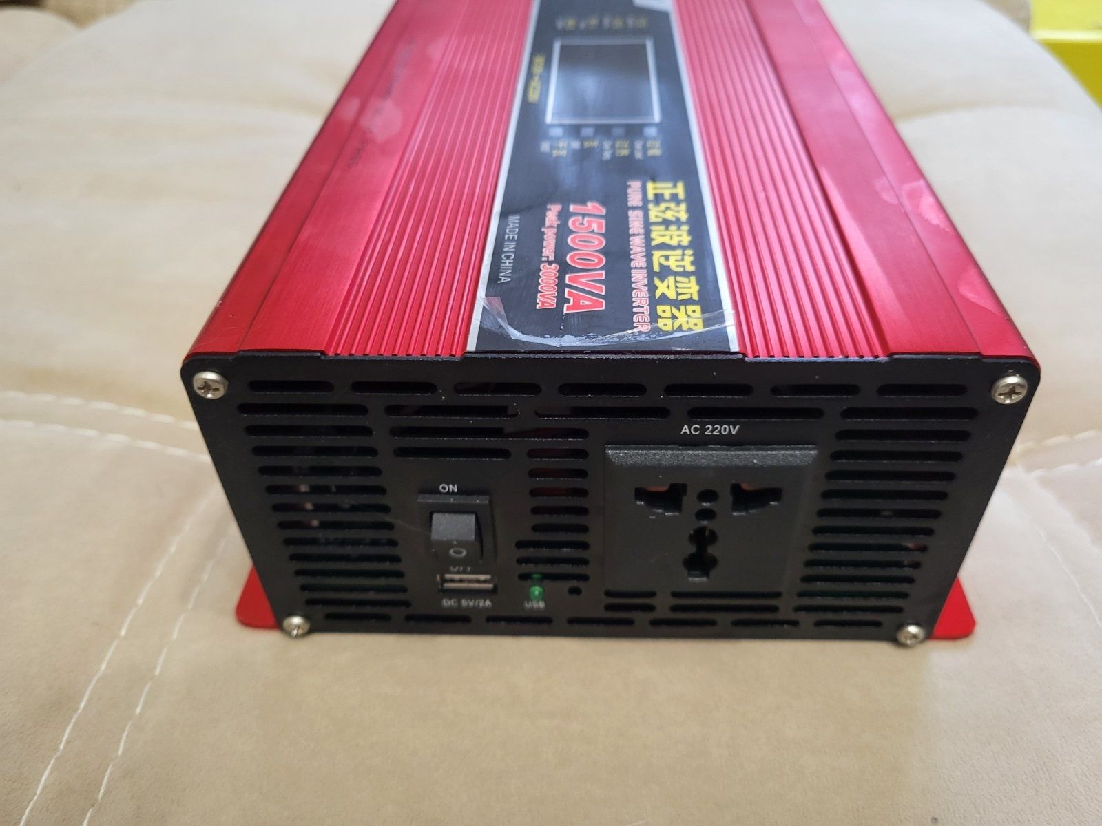 Інвертор Suoer INVERTER FPC-1500AL 12 V-220 V ідеальна синусоїда