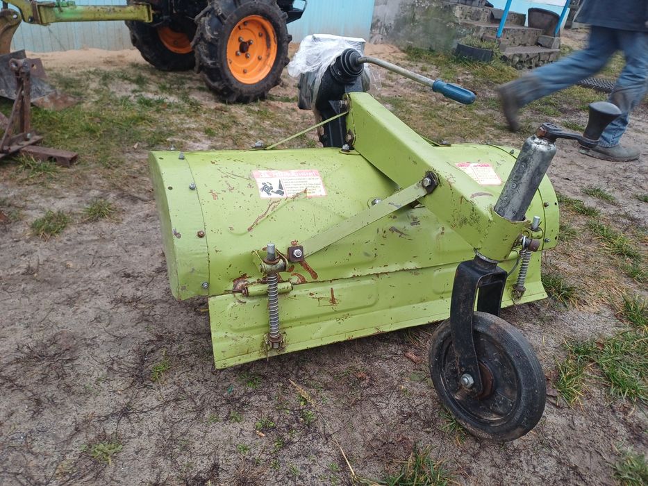 Мотоблок Зубр 10 з навсним в комплекті