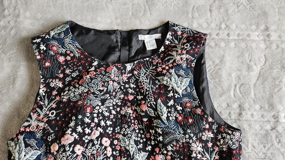 Sukienka haftowana H&M L/40
