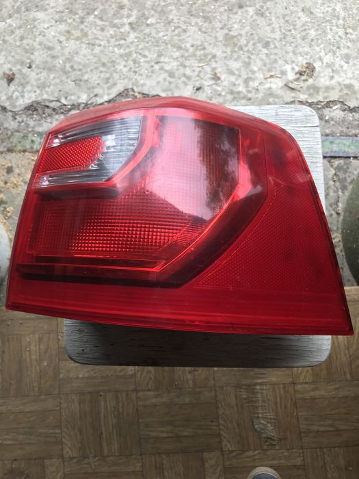 Фонарь задний Сеат