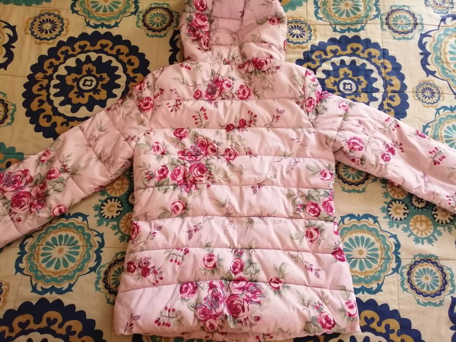 Casaco/quispo Benetton 10/11 bom estado lindo