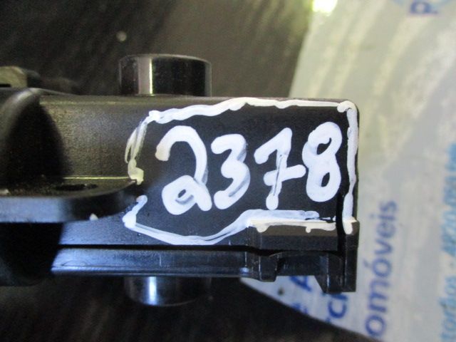 Fecho 9062600252 MERCEDES W140 1992 VACUO