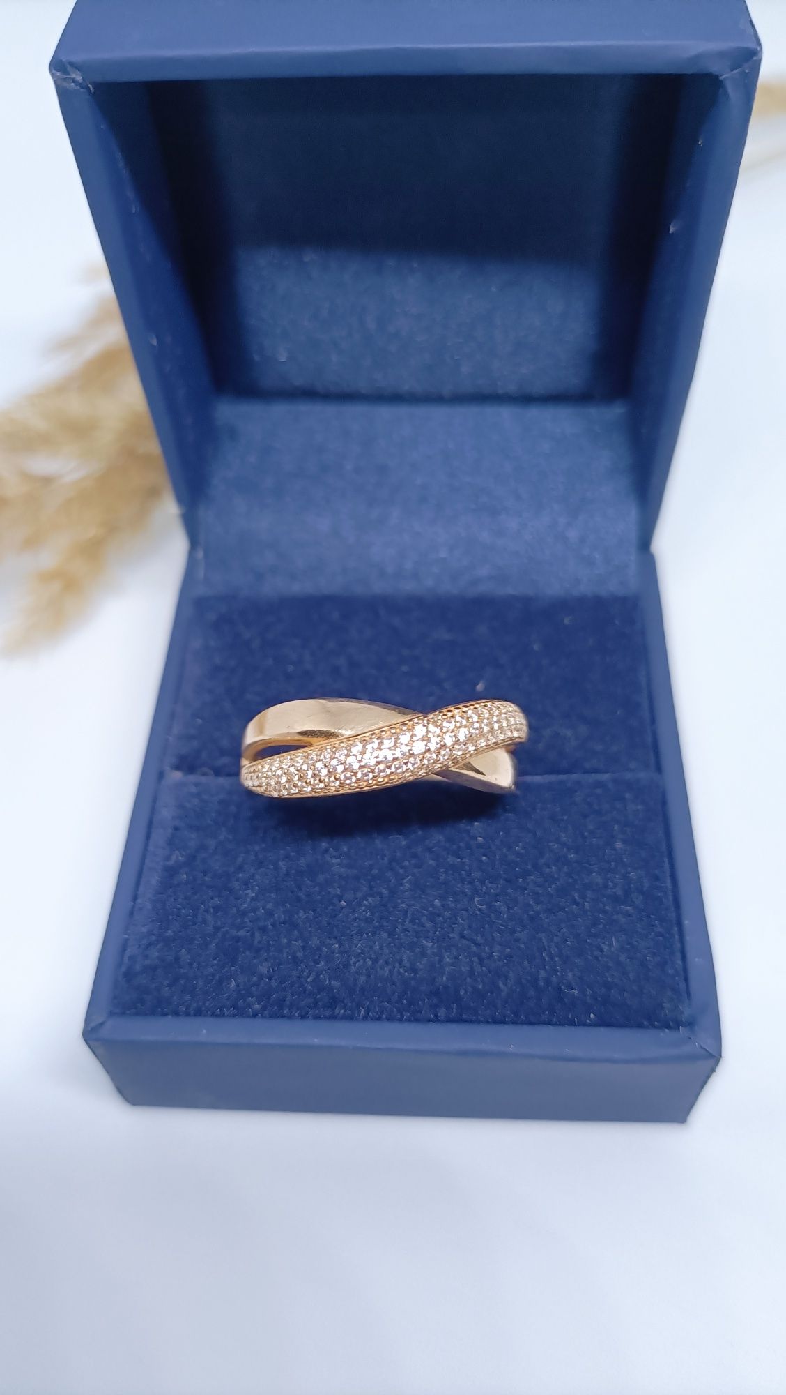 Klasyczny pierścionek ze złota, złoto pr. 583