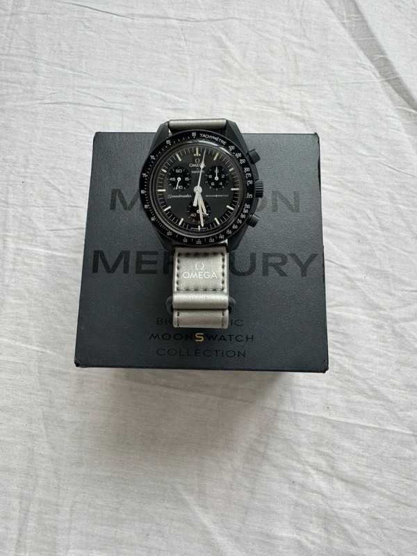 Omega x Swatch MoonSwatch - SO33A100 - Mercury Mission
