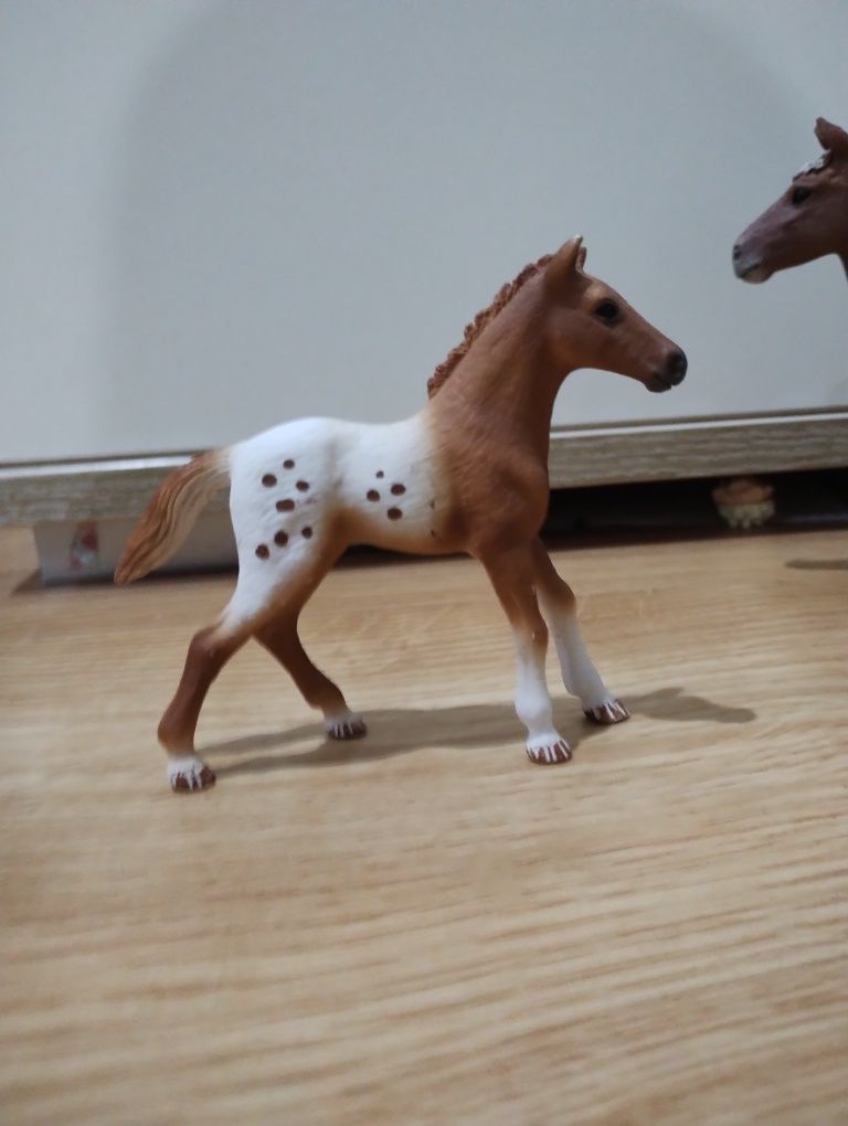 Sprzedam konia schleich źrebak