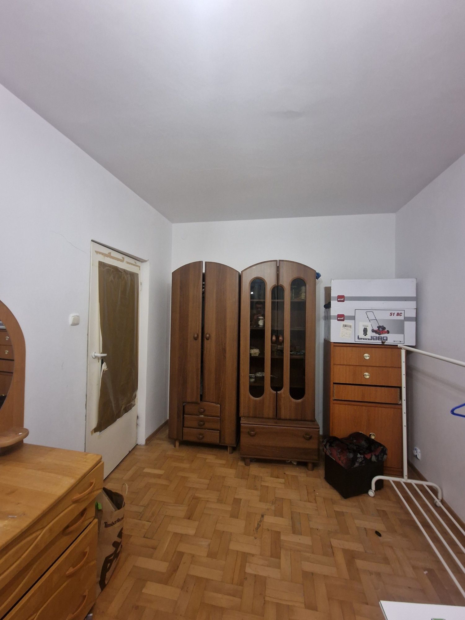Pokoj do wynajęcia 15m2 obok Metra kabaty