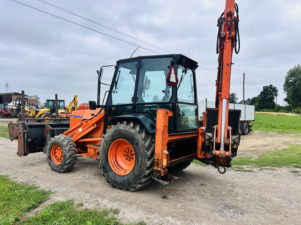 Koparko ładowarka Fiat Hitachi koparka