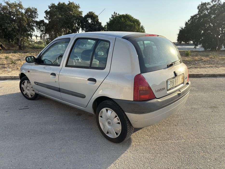 RENAULT CLIO 1.2 gasolina 183 mil kms