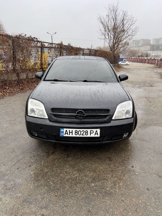 Opel vectra C 2004 год