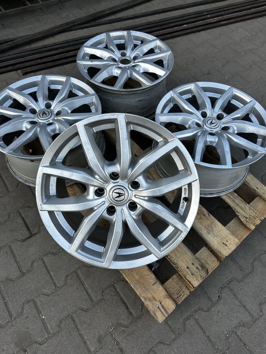 Диски 5*120 R18 Acura  BMW