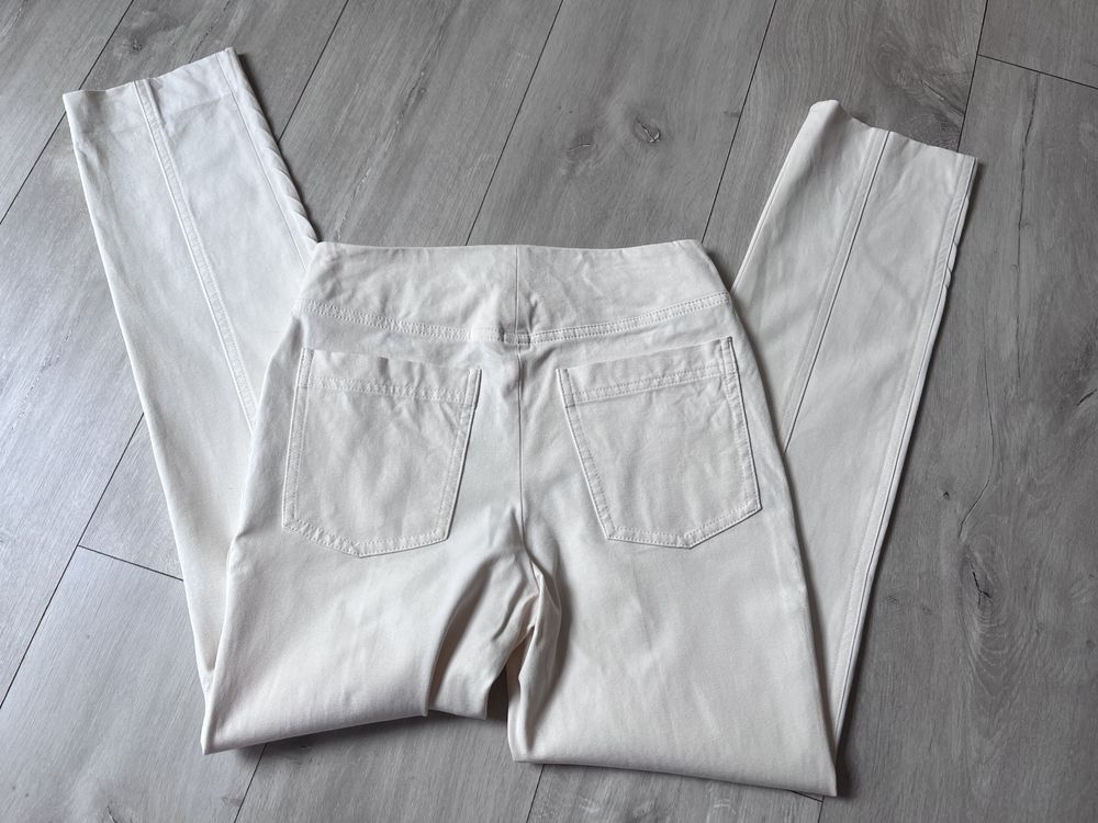 Massimo Dutti kremowe elastyczne proste spodnie 34 XS