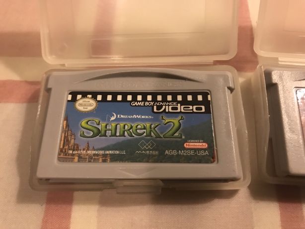 2 cartuchos de vídeo (filmes completos) Game Boy Sherek 1 e 2 + shark
