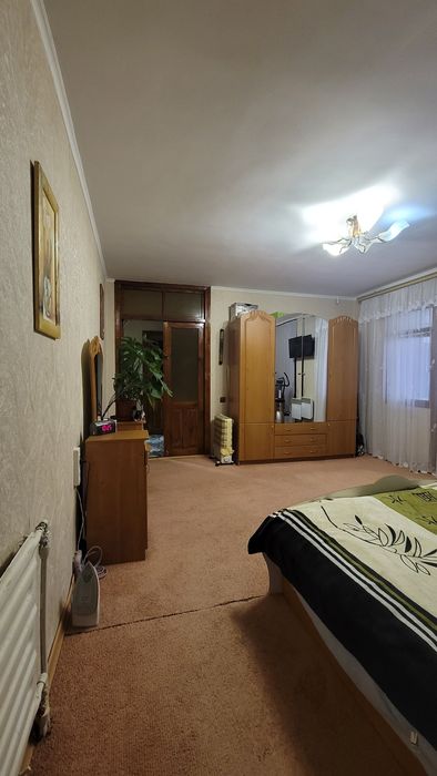 Продам 3х кімнатну квартиру.