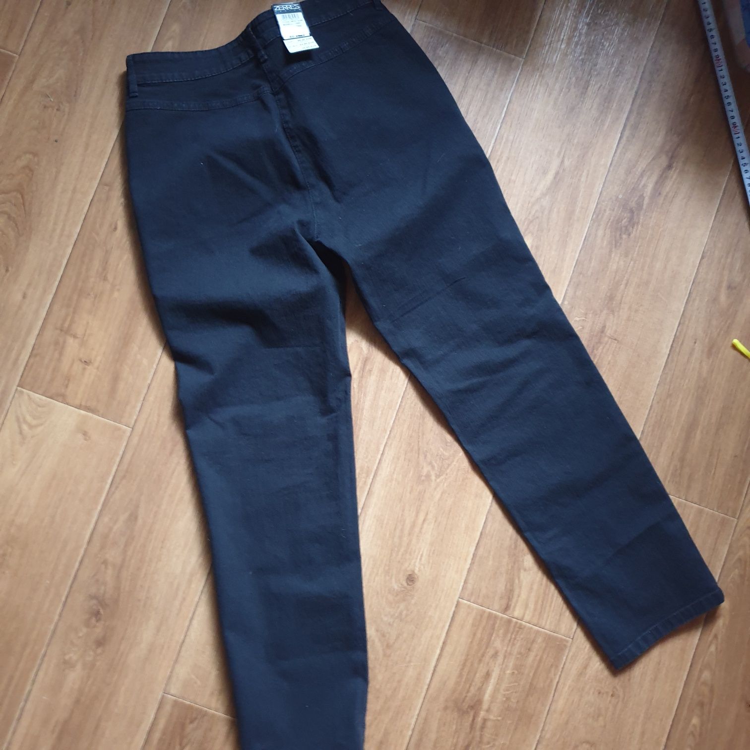 Новые женские джинсы штаны чёрные Zerres