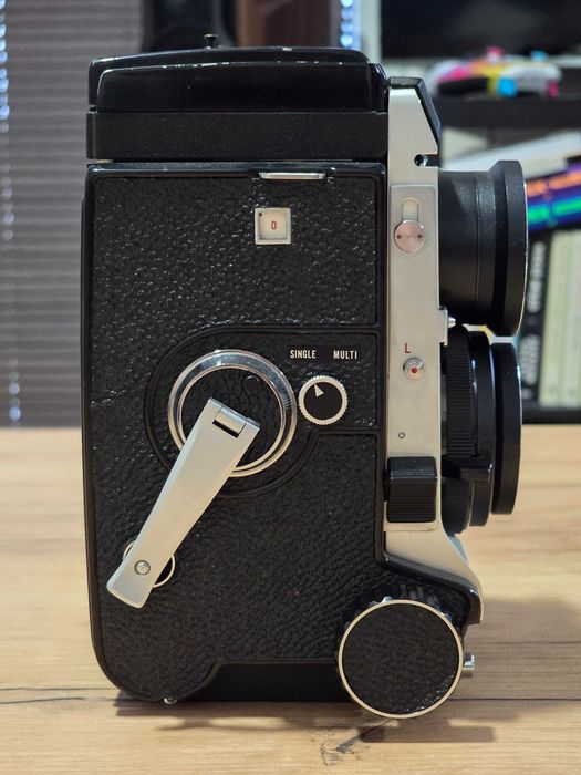 Mamiya C330 + 80mm f2.8 blue dot 6x6 aparat analogowy średnioformatowy
