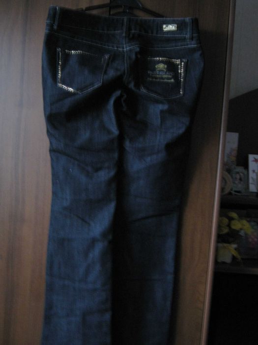 Джинсы boot-cut  длинные