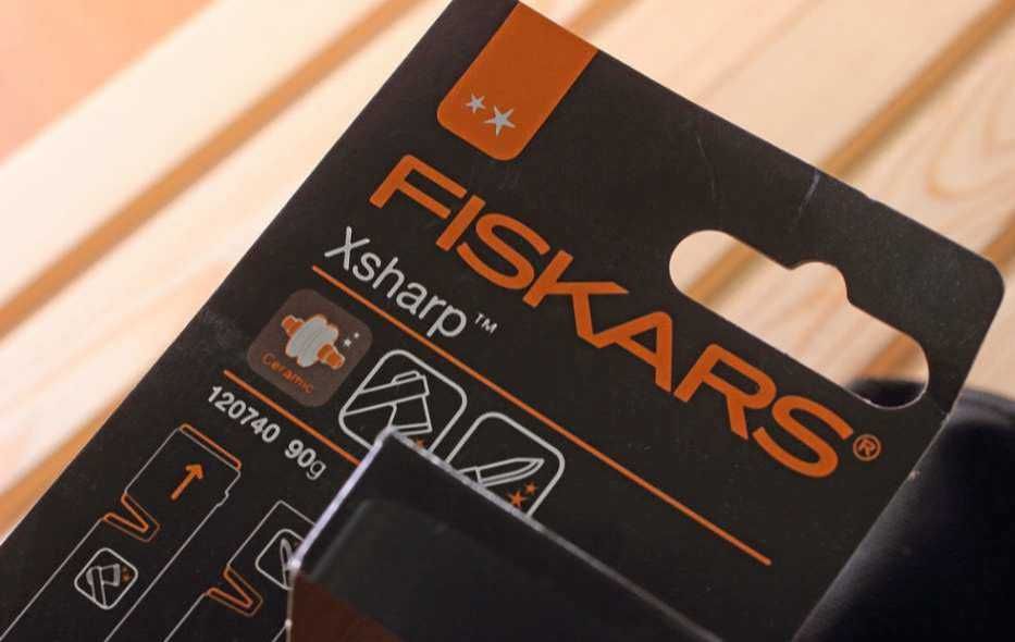 Универсальная Точилка для ножей и топором Fiskars (120740) Фискарс