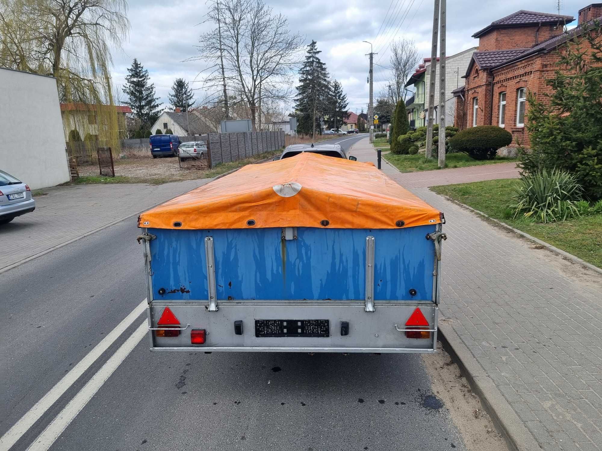 Przyczepa z plandeką z Niemiec DMC 1.6T
