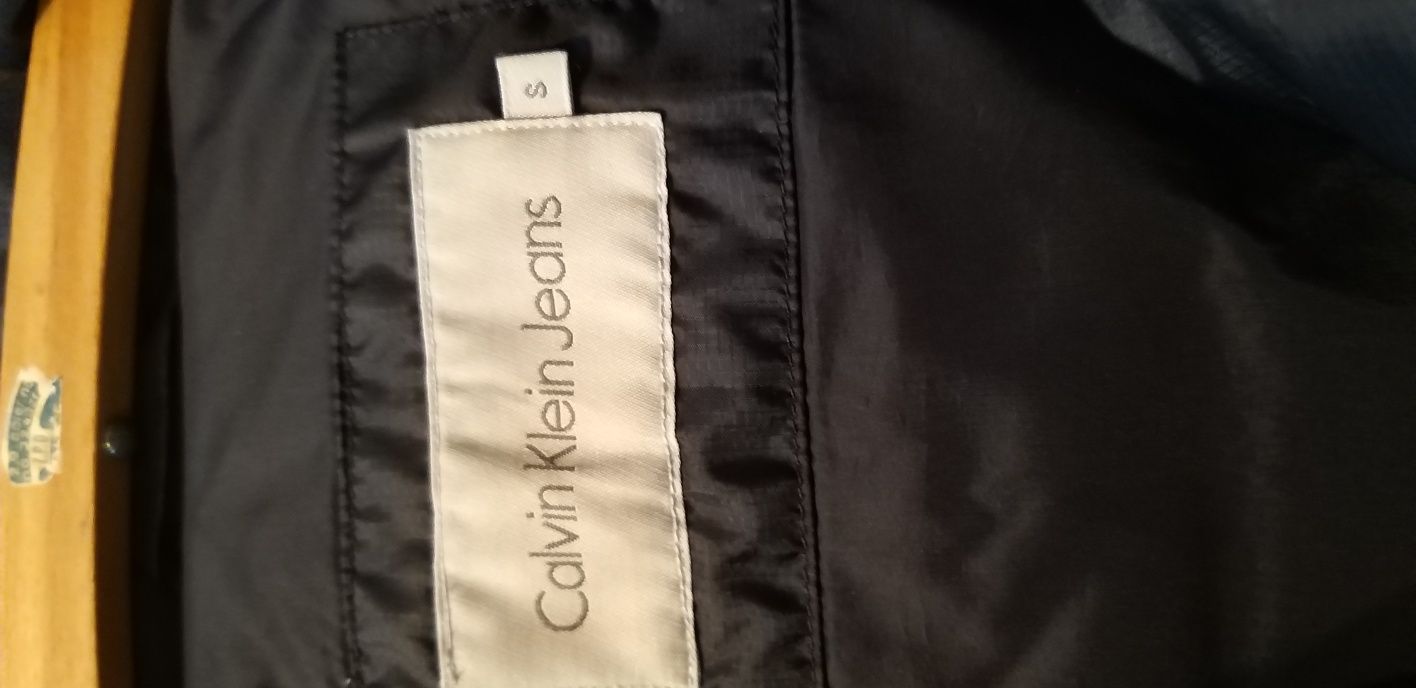 Ciepła puchowa kurtka Calvin Klein
