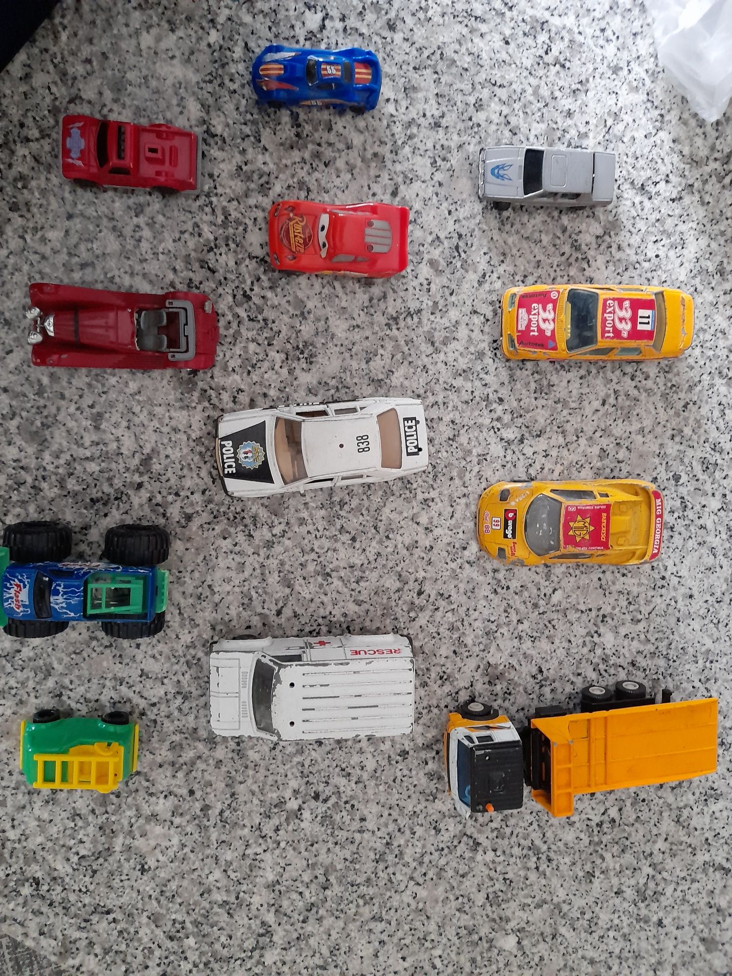 Miniaturas de carrinhos