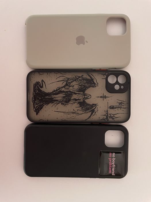 Чохли на 11 айфон б/у,ідеальний стан