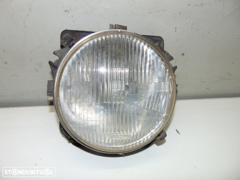 Volvo 144 e 244 farol da frente