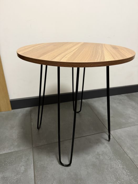 Stolik stan bardzo dobry