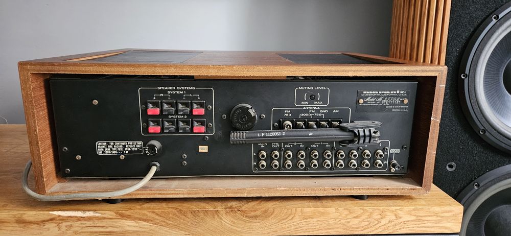 Amplituner Marantz 2330 B