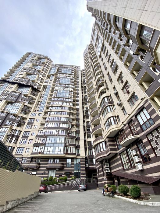 Продаж унікальної однокімнатної 47 кв.м. без %% а ЖК Престиж Холл,