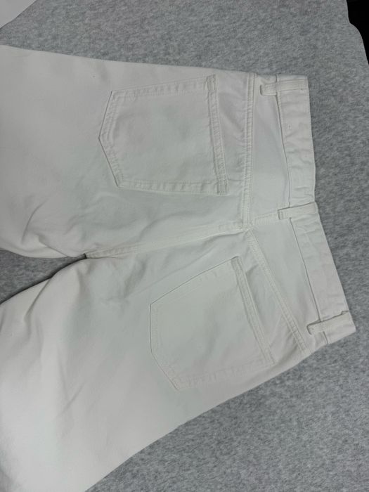 Сучасні стильні джинси  білого кольору Mango 34 розмір