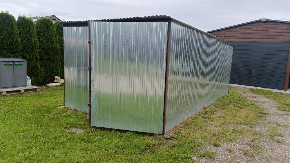 Sprzedam Garaż 3x5m