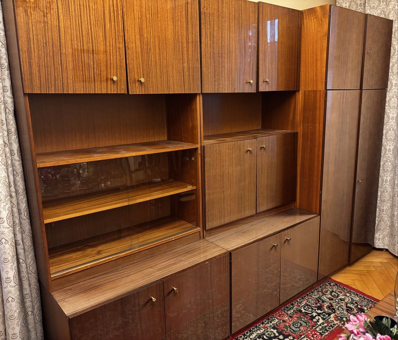 Meble (segment + dostawka)