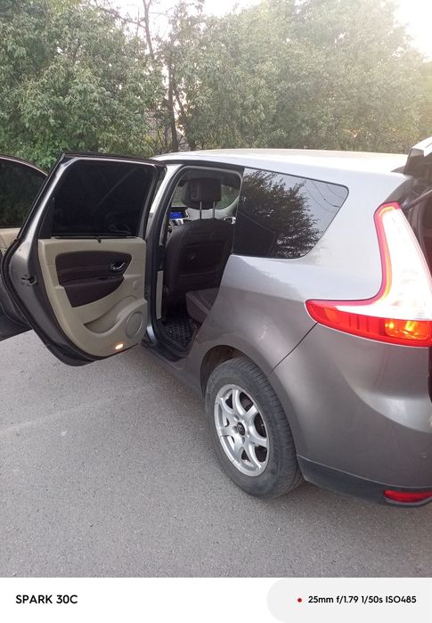 Renault Grand Scenic