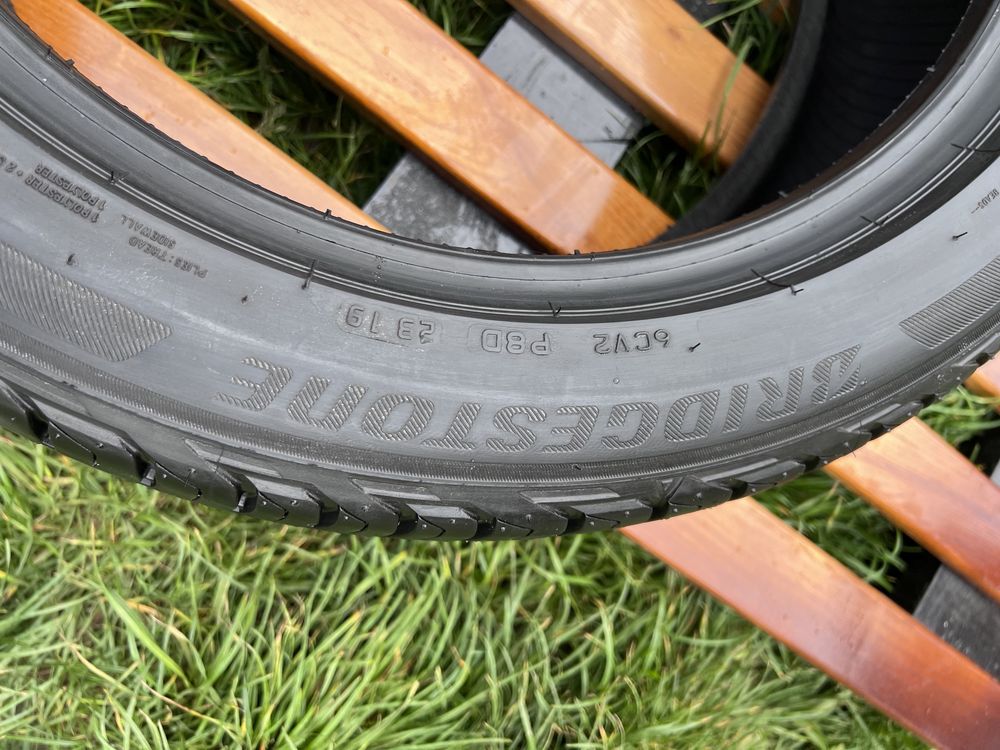 215/50/18 Bridgestone Turanza T001 215/50 R18 92W