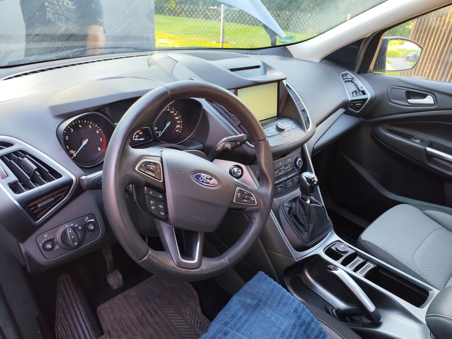 Sprzedam Forda Kuga MK2 Lift 2016