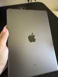iPad 8th Generation 32GB Wi-Fi razem z klawiaturą