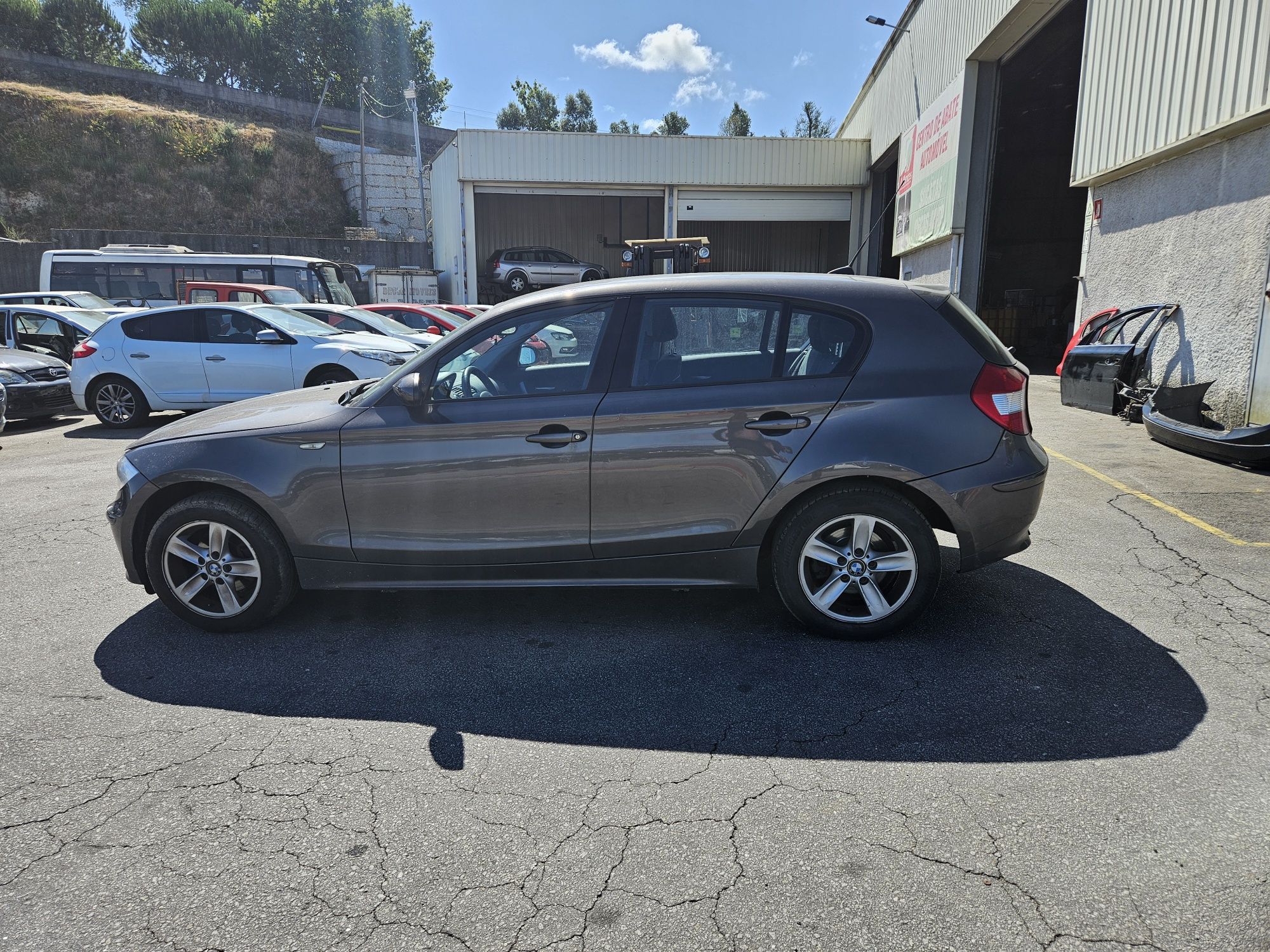 BMW Serie 1 E87 118d 2.0 163CV de 2006 para peças