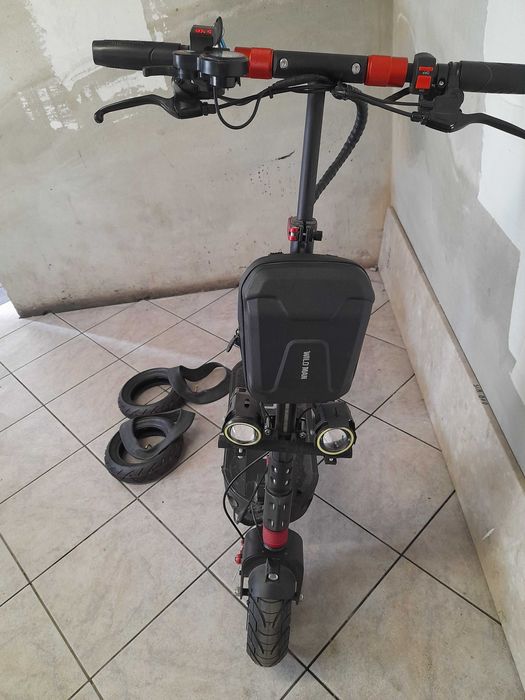 Hulajnoga motus  10 ,pro, 45km\h przejechane 190km