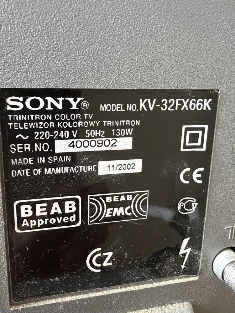 Продам Sony Trinitron KV32fx66k