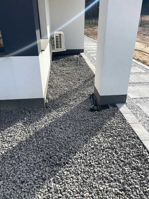 Grys bazaltowy, bazalt 16-22mm, ciemny kamień ozdobny