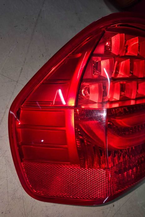 Farolim esquerdo bmw E90 LCI