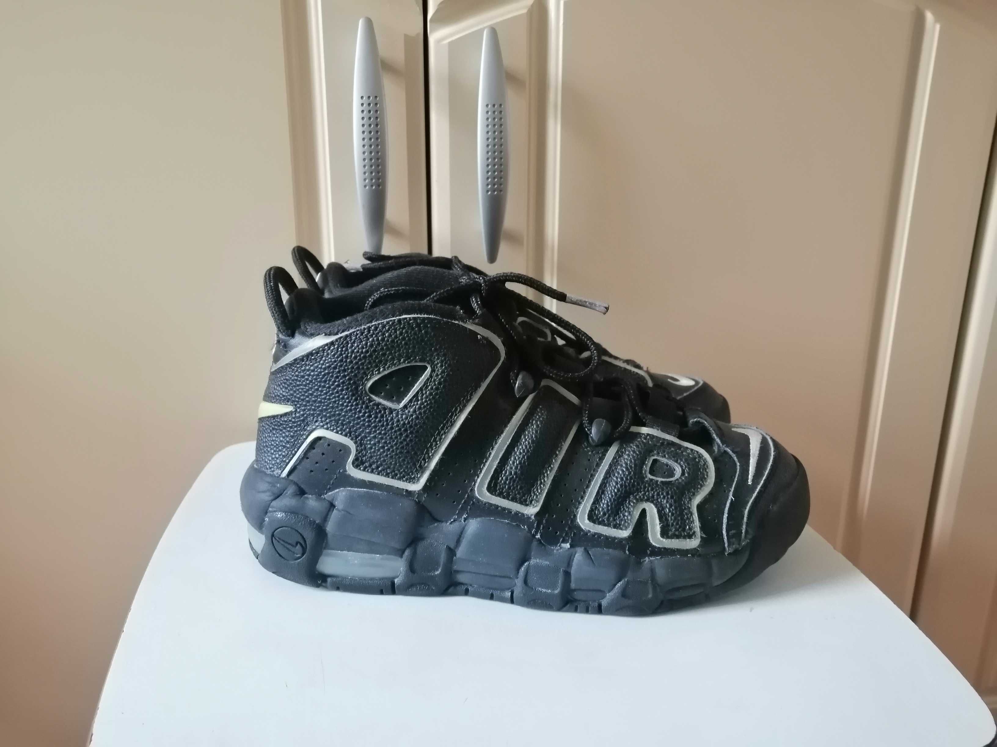 Кроссовки Nike Air More Uptempo на стопу 24 см