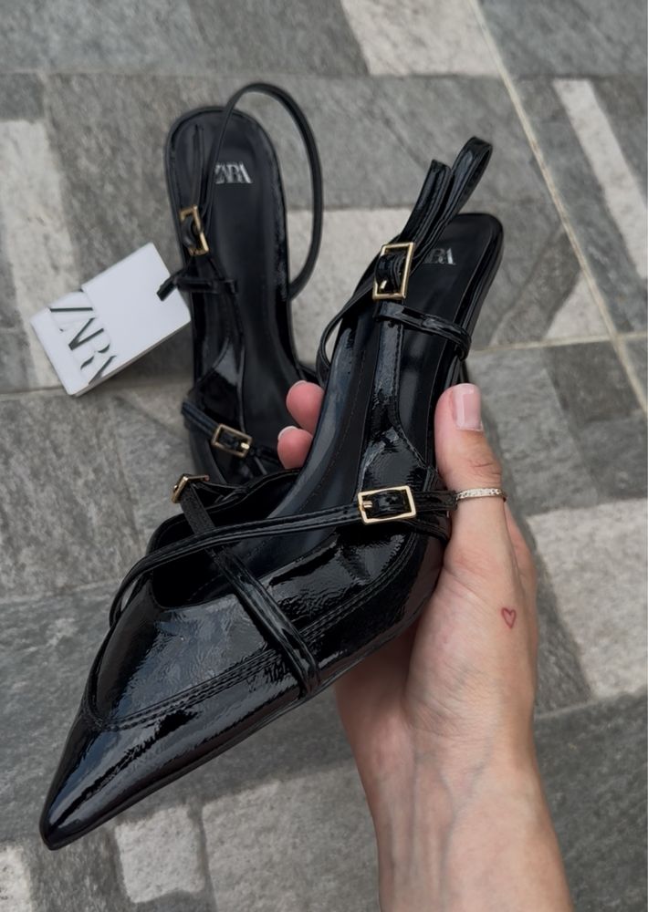 Чорні туфлі слінгбеки zara 39
