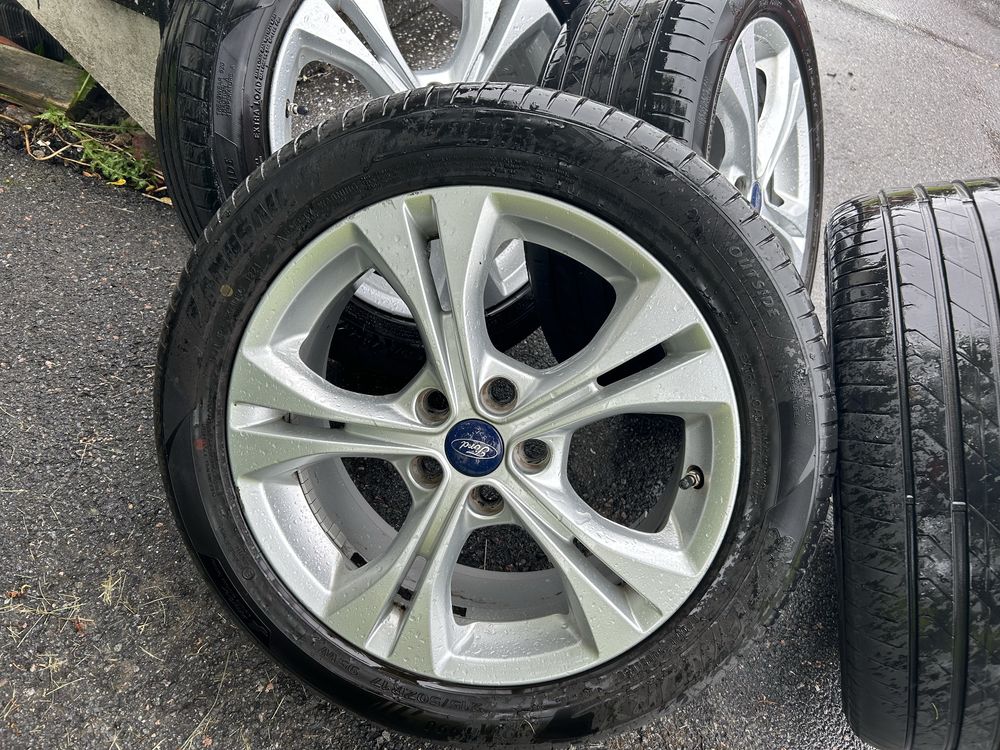 Felgi Orginalne z oponami Ford 17 Tpms